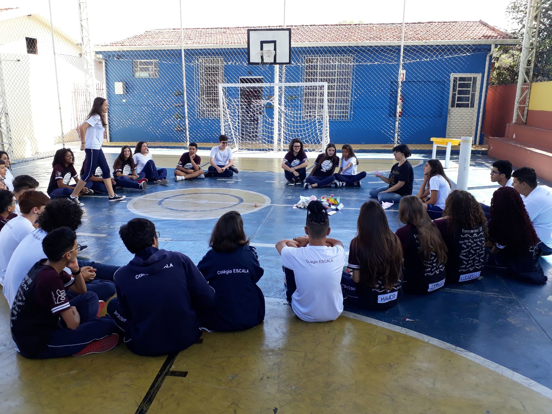Foto Alunos vivenciam rito de passagem para uma próxima fase escolar Foto Alunos vivenciam rito de passagem para uma próxima fase escolar - Imagem 7