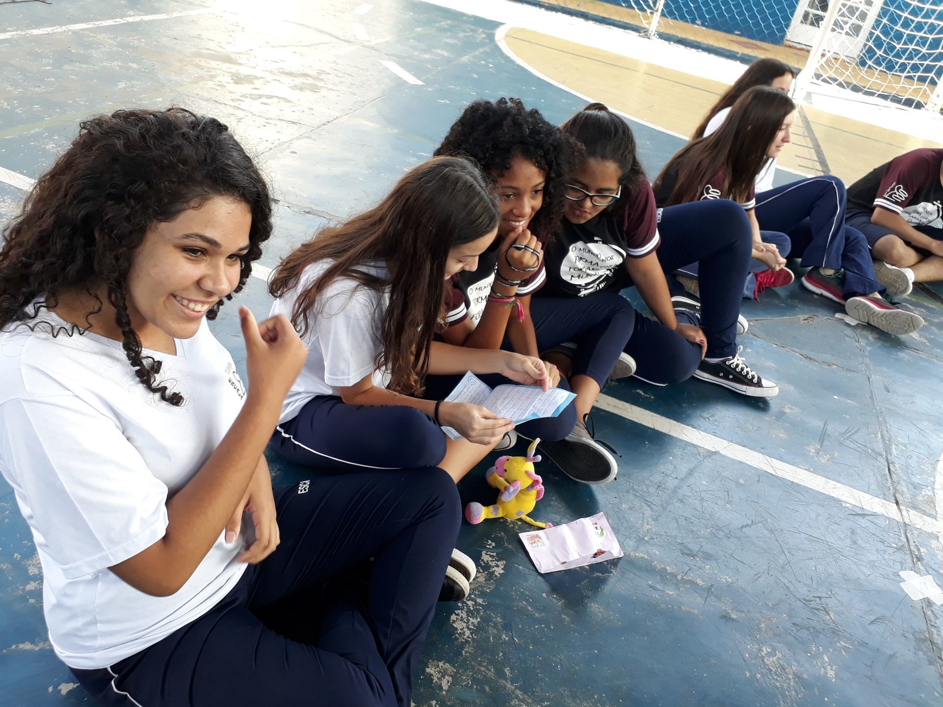 Foto Alunos vivenciam rito de passagem para uma próxima fase escolar Foto Alunos vivenciam rito de passagem para uma próxima fase escolar - Imagem 12