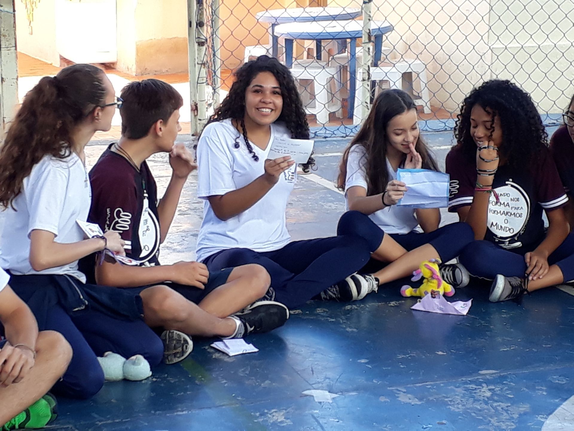 Foto Alunos vivenciam rito de passagem para uma próxima fase escolar Foto Alunos vivenciam rito de passagem para uma próxima fase escolar - Imagem 16