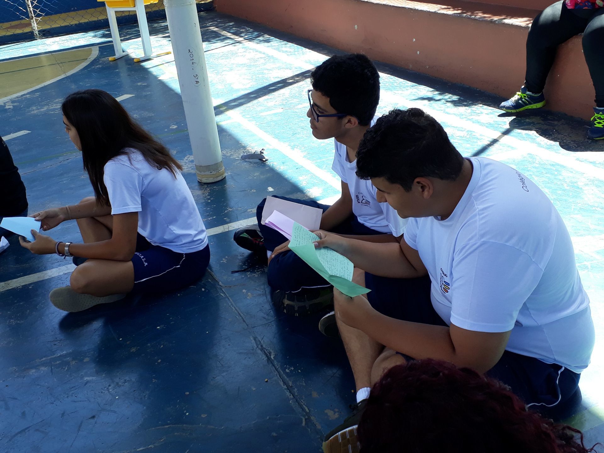 Foto Alunos vivenciam rito de passagem para uma próxima fase escolar Foto Alunos vivenciam rito de passagem para uma próxima fase escolar - Imagem 17