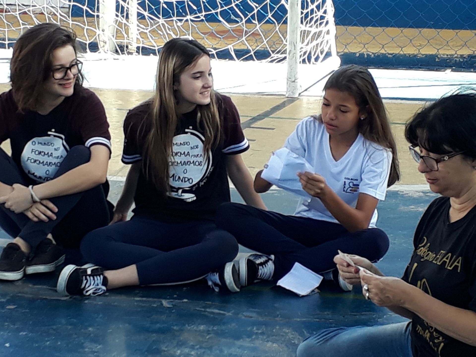 Foto Alunos vivenciam rito de passagem para uma próxima fase escolar Foto Alunos vivenciam rito de passagem para uma próxima fase escolar - Imagem 19