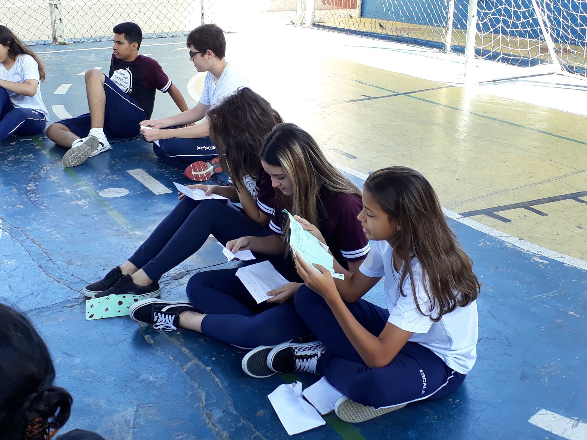 Foto Alunos vivenciam rito de passagem para uma próxima fase escolar Foto Alunos vivenciam rito de passagem para uma próxima fase escolar - Imagem 22