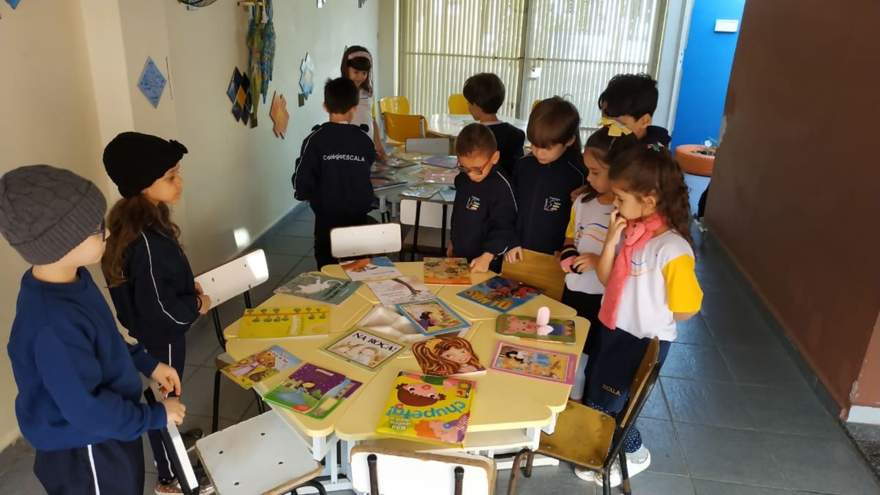 Foto Literatura Foto Literatura - Imagem 2