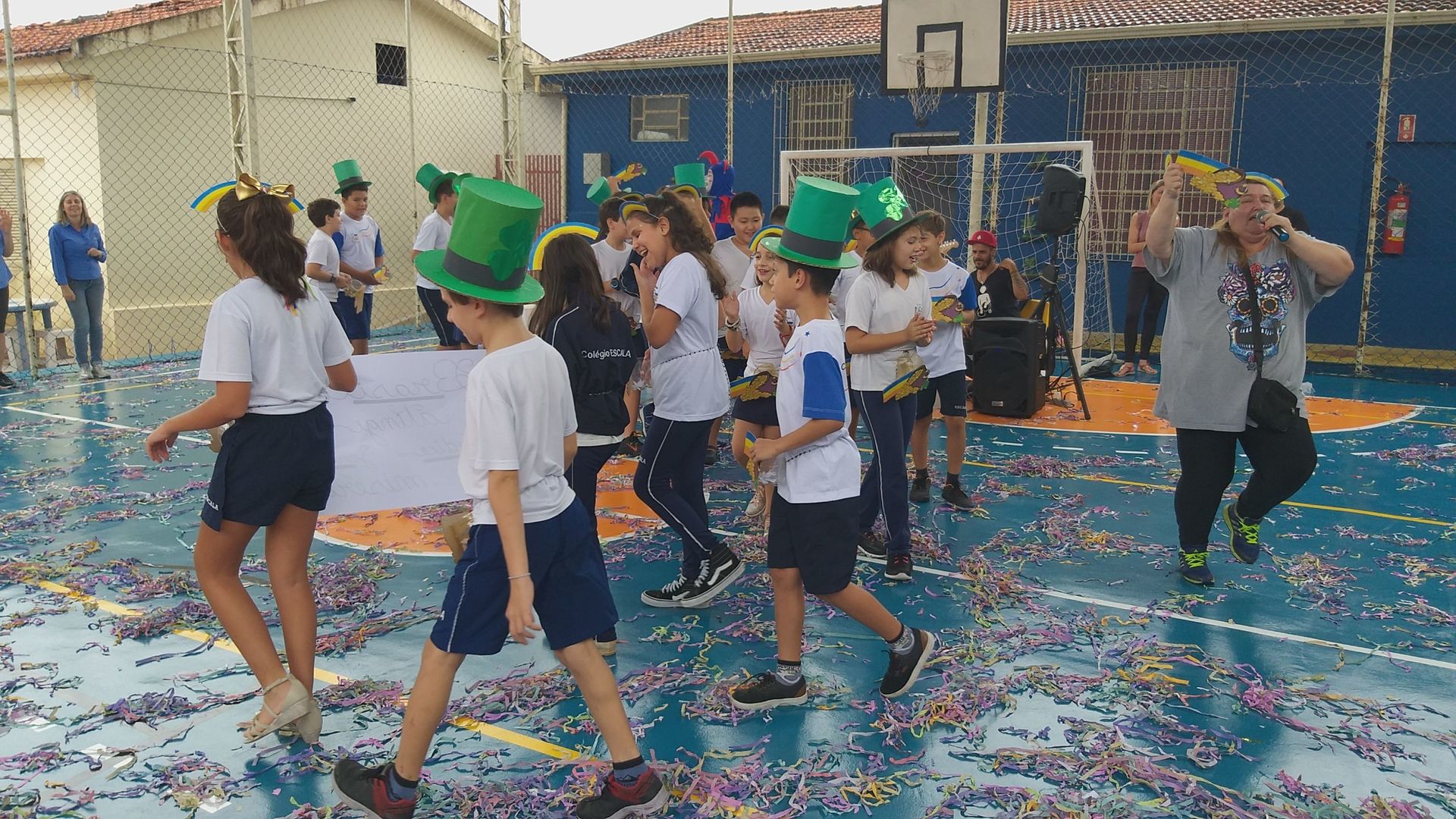 Foto Carnaval-Reflexão divertida do cenário político atual Foto Carnaval-Reflexão divertida do cenário político atual - Imagem 4