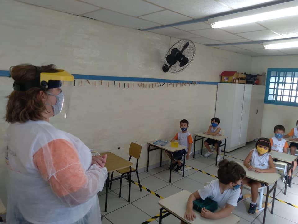 ESCALA retoma as aulas com segurança e limite de alunos ESCALA retoma as aulas com segurança e limite de alunos